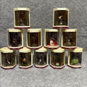 DISNEY Tiny Kingdom Nightmare Before Christmas 1993 Set of 11 Figures NWT